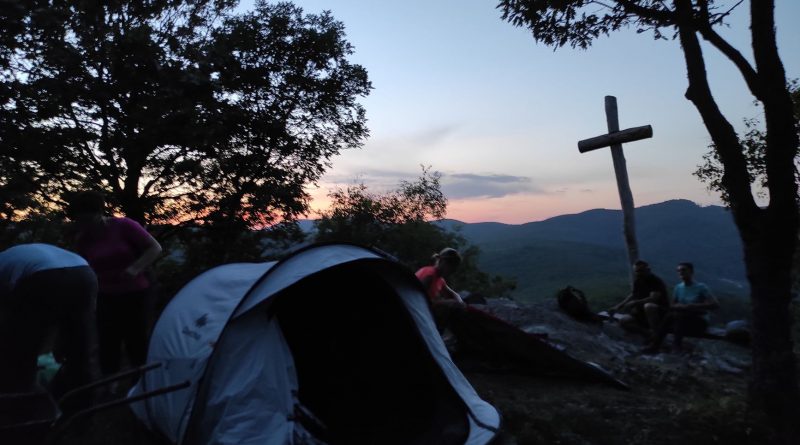 Nocenje pod zvjezdama