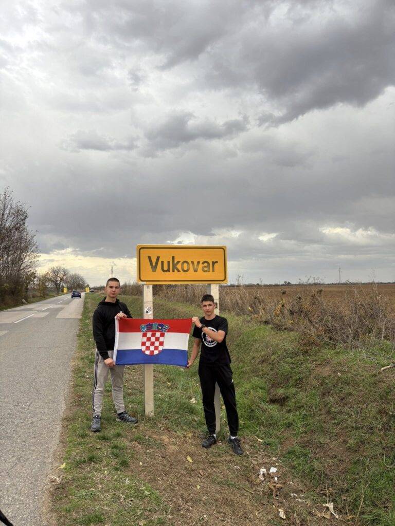 Gojzerice u Vukovaru na dan sjećanja - 18.11.2025. g.